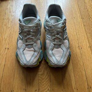 New Balance 9060 NB Moonbeam Vintage Rose Lime - Men Unisex